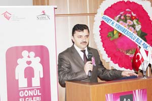 "Ne yaparsak yapalım anne sevgisini karşılayamıyoruz"