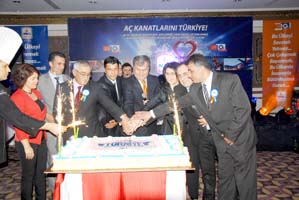 10. Yıla Coşkun Sabah'lı kutlama