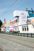 Özele yasak , kamuya uygun