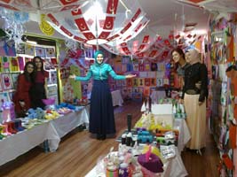 BAL PARMAKLARDAN MUCİZELER SERGİSİ