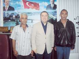 LİBYA'DAKİ İŞÇİLER AİLELERİNE KAVUŞTU