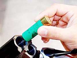 Ekmek teknesi için direndi