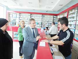 MHP'li Başkan Aday adayından çiçek