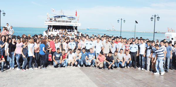 Samsunu denizden izlediler