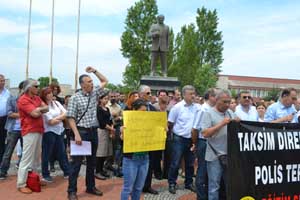 Akademisyenlerden polis müdahalesine tepki