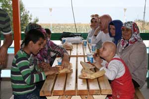 Kızılay engelli öğrencileri kampta ağırladı