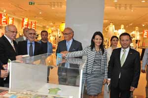 'Binlerce çocuğa binlerce kitap!