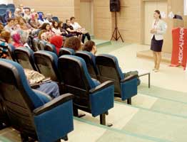 Kariyer günlerine devam