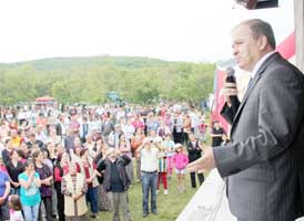 Şenlikte MHPden beraberlik mesajı