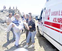 Karadeniz Onur'u geri verdi