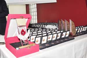 Kan bağışçılarına madalya