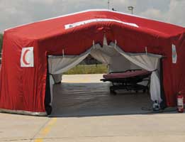 Miting alanına seyyar hastane