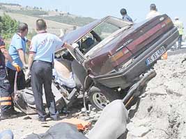 Canavar cana doymuyor