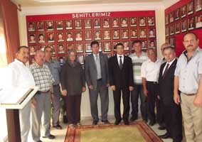 Sayenizde başımız dik,nefesimiz özgür