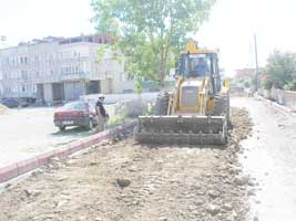 Bahçelievler de yol kaplama ve kaldırım çalışmaları başlatıldı