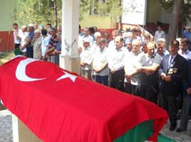 KIBRIS GAZİSİ ARİF KAYMAKCI'A SON GÖREV