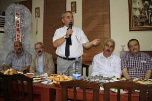 MUHTARLARLA BİR ARAYA GELDİ