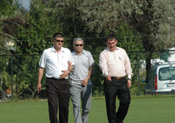 Alacaklı futbolcular bir bir aranıyor