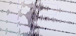 BAFRA'DA DEPREM PANİĞİ...
