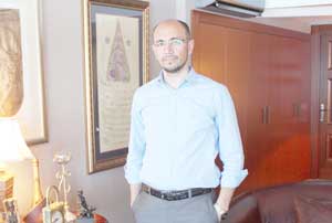 TÜRK BİLİM ADAMINDAN AIDS VE KANSERE ÇARE