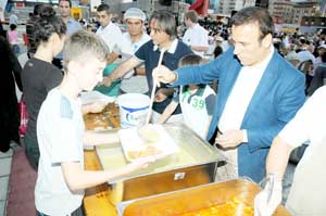 Bağlı'dan Genç'e tebrik