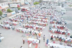 Yakakente spor kompleksi müjdesini iftarda verdi