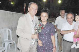 Başkan Burma'ya "Halk Adamı" Ödülü