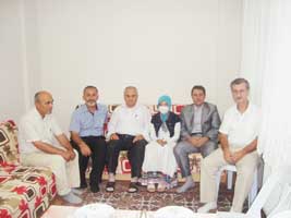 İl Müftüsü Hayrettin Öztürk, evde hasta ziyaretleri yapıyor