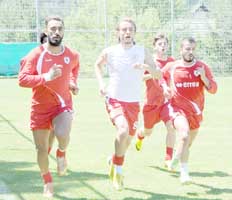 SAMSUNSPOR GÜÇ DEPOLUYOR