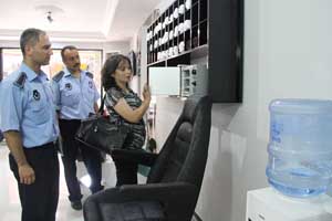 İLKADIM'DA GÜZELLİK SALONLARI BAYRAM ÖNCESİ DENETLENDİ