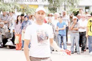 Şampiyon sponsor arıyor