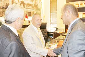 İLKADIM'DA BURUK BAYRAMLAŞMA