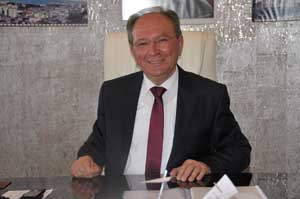 Açılışa Gelenleri Bir de Sürpriz Bekliyor