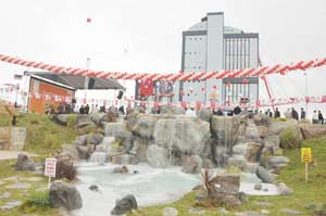 Belediye Binasına Muhteşem Açılış