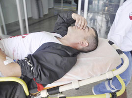 KOMŞUSUNU 9 YERİNDEN BIÇAKLADI