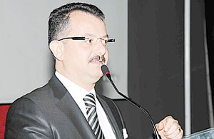 'Adaylığım Genç'e bağlı'