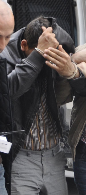 CAMİİ HIRSIZI YAKALANDI