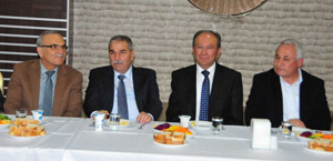 BAŞKANLARA OY İSTEDİ