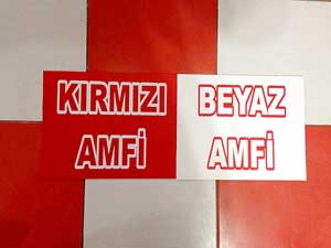 Şirinlerden Kırmızı beyaz Anfi