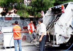 Köpük makinesi iş başında