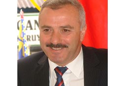 Basın'a kutlama