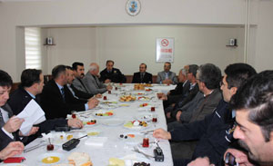Emniyet müdürü muhtarlarla sorunları konuştu