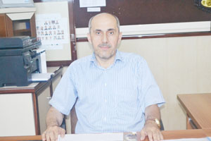 Canik Noterini bekliyor
