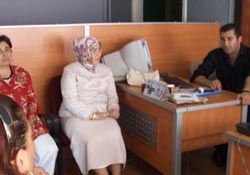 AK Partili kadınların TV ziyareti