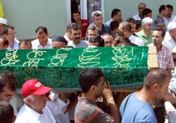 Boğulan çocuk memleketinde defnedildi