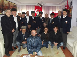 TÜBİTAK PROJESİ ÖĞRENCİLERİ BAFRA MUHARİP GAZİLER DERNEĞİ'NDE...