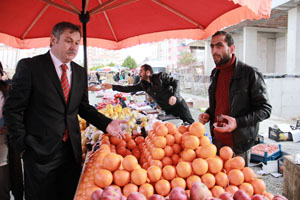 PAZARCILAR ÇAMAŞA DERT YANDI