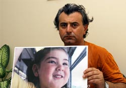 3 yıldır kızını arıyor