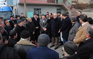 Büyükşehir Belediye Başkanı Yılmaz'dan köy ziyareti