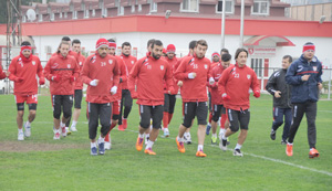 SAMSUNSPOR YENİLEME İDMANI YAPTI